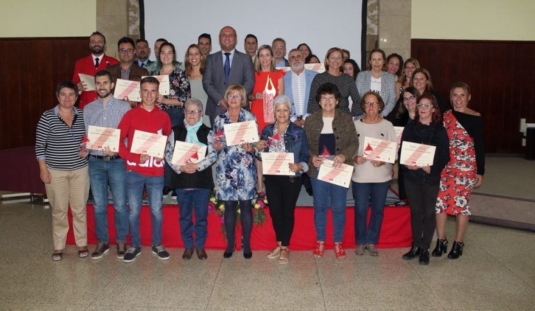 Personas, colectivos y fuerzas de seguridad son homenajeados en el Día Mundial del Donante