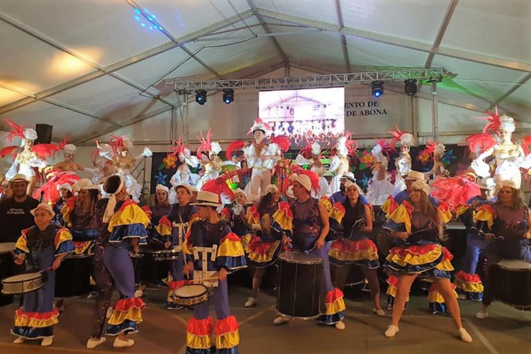 Kuliquitacas, Guajeiros y Blankisur desvelan sus fantasías con sabor cubano en el Carnaval de Granadilla de Abona