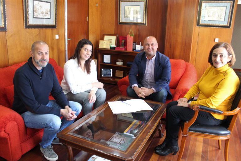 El Ayuntamiento firma un convenio con la Asociación AFES Salud Mental para colaborar en un programa de formación y empleo
