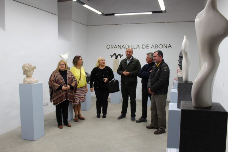 El taller de escultura de Guillermo Batista expone en el Convento Franciscano