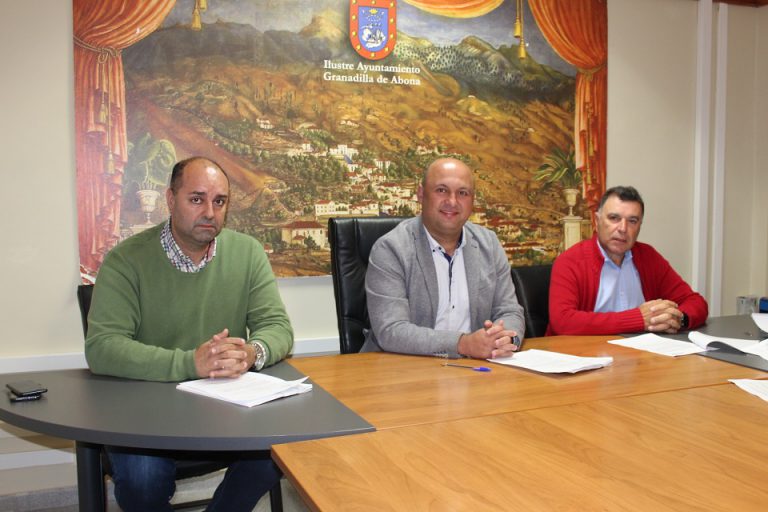 El Ayuntamiento adjudica por 1.132.000 euros el contrato de alumbrado público