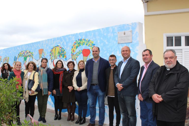 Un mural conmemora los 400 años de la creación de la parroquia de San Antonio de Padua