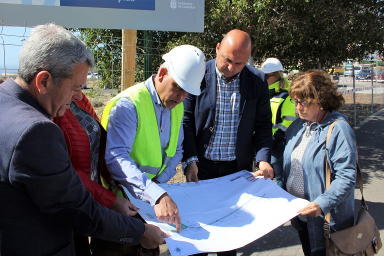 El Cabildo amplía y mejora el sistema de aguas pluviales en el Barranco Cha Joaquina