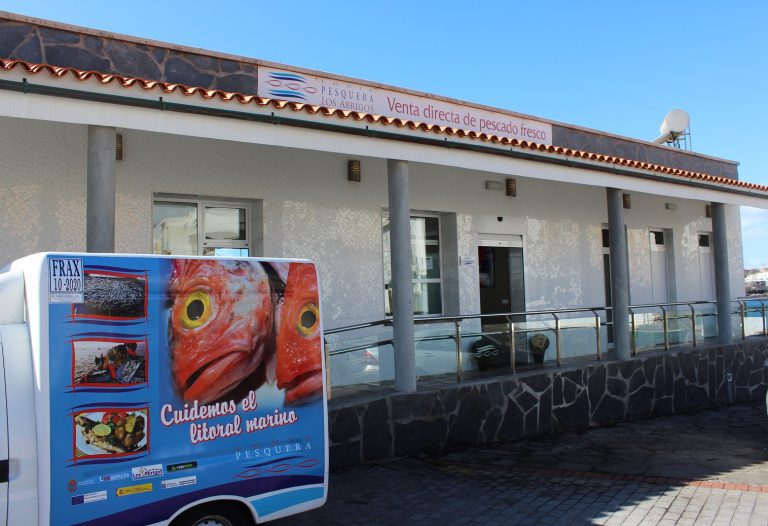 La lonja pesquera de Los Abrigos contará con nuevos recursos que promoverán la formación y dinamizarán la actividad económica