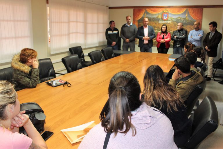 El Ayuntamiento pone en marcha un programa de formación y empleo del que se beneficia una quincena de granadilleros