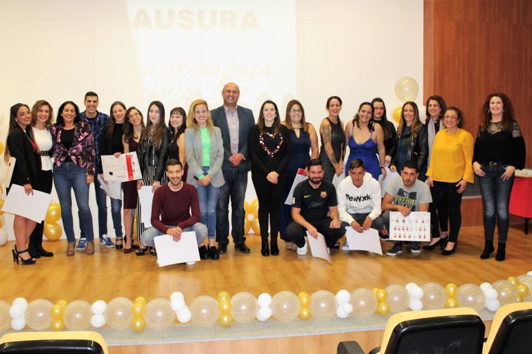 Quince jóvenes granadilleros concluyen su programa de formación como monitores de educación y tiempo libre