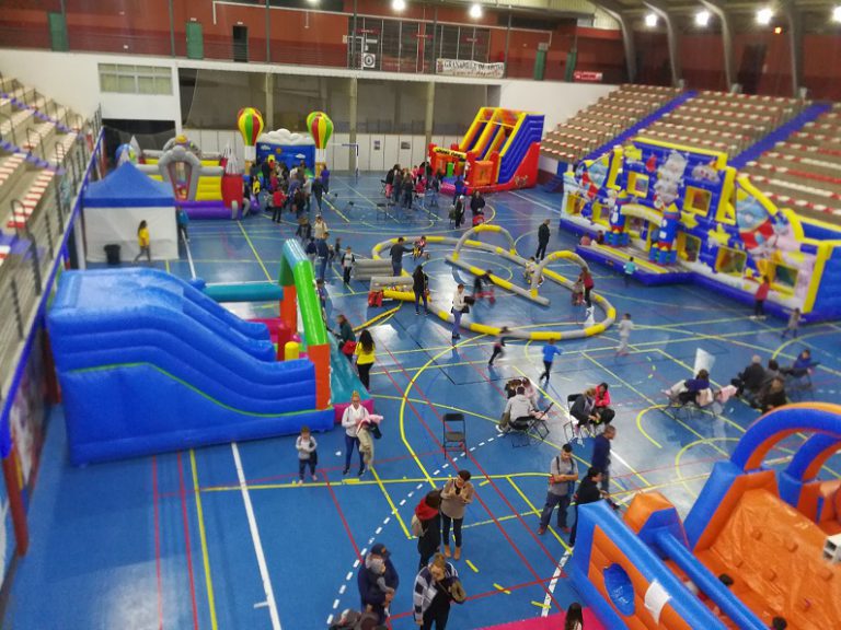 Alrededor de 1.500 menores se dieron cita en el Parque Infantil de Navidad de Granadilla