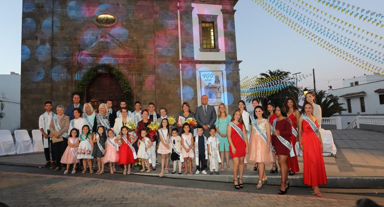 El pregón y la presentación oficial de las candidatas y los candidatos dan el inicio de las Fiestas Mayores