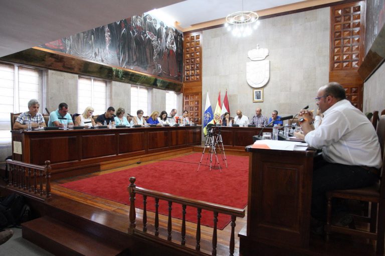 El Ayuntamiento aprueba un presupuesto de más de 41 millones de euros centrado en la atención social, la educación, la seguridad y las inversiones en el municipio