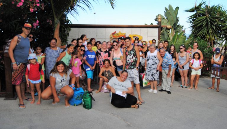 El Siam Park recibe la visita de media centenar de granadilleros