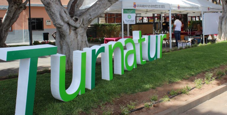La Universidad de La Laguna recibe el galardón Turnatur Canarias 2018