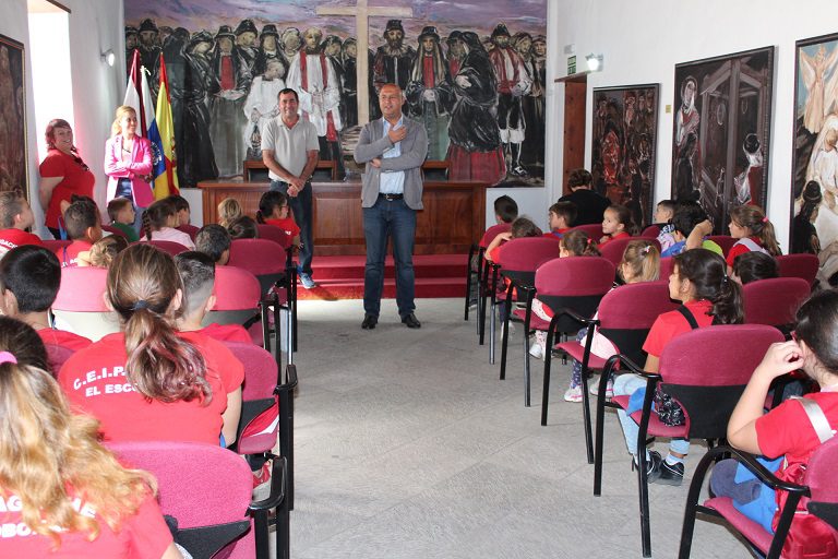 Alumnado del CEIP Agache de Güímar conoce el patrimonio histórico y cultural del municipio