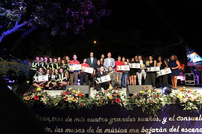 Alana Martín y Solid Synergy se alzan con las granadas de oro en canción solista y grupo musical