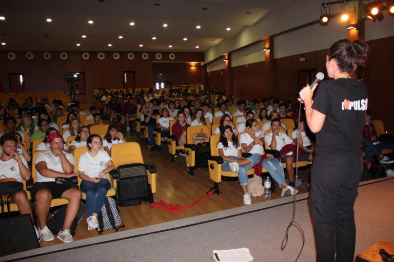 Los más jóvenes del municipio aprenden valores de igualdad e identidad a través del teatro