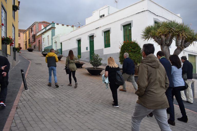 Granadilla de Abona promociona la riqueza patrimonial y turística entre el público del foro nacional de residuos