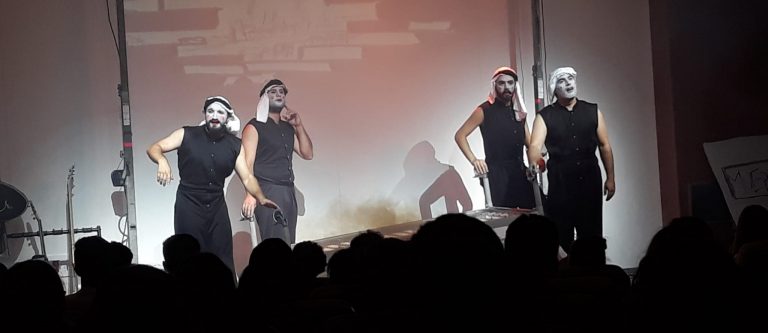 Los más jóvenes del municipio reflexionan sobre la migración a través del teatro