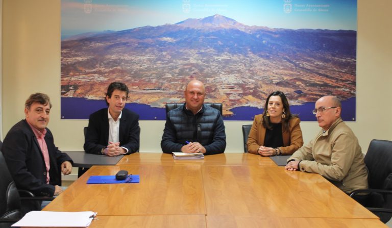 El Ayuntamiento encarga un estudio a la Universidad sobre las necesidades de formación y de empleo en el municipio
