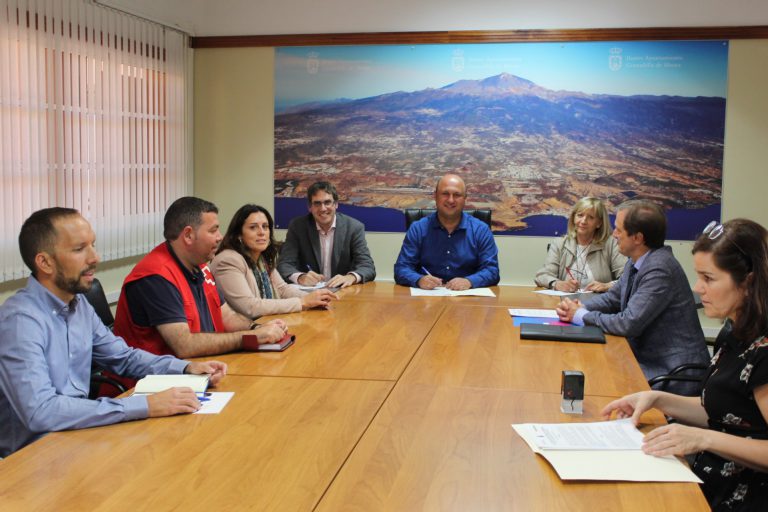 El Ayuntamiento de Granadilla, Endesa y Cruz Roja firman un convenio de formación para mejorar la inserción laboral de desempleados del municipio