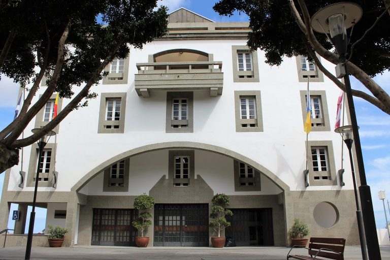 Granadilla de Abona inicia la regularización de altas provisionales en el servicio de abastecimiento de agua