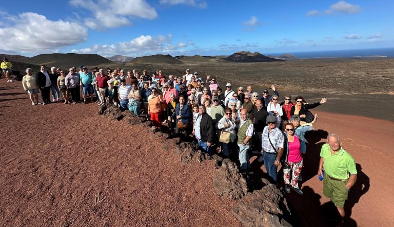 Los mayores del municipio disfrutan de un viaje a Lanzarote y La Graciosa