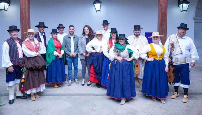 La sala de exposiciones del Convento Franciscano se viste de la comarca de Chasna