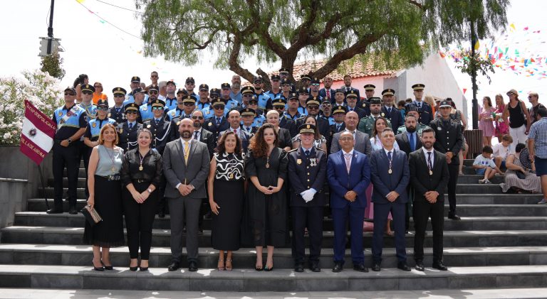 La Policía Local celebra el día de su patrona, Santa Ana con un acto de entrega de distintivos a sus agentes