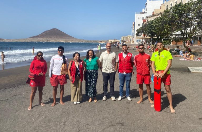 Granadilla de Abona duplica el personal de salvamento y socorrismo en la costa del municipio
