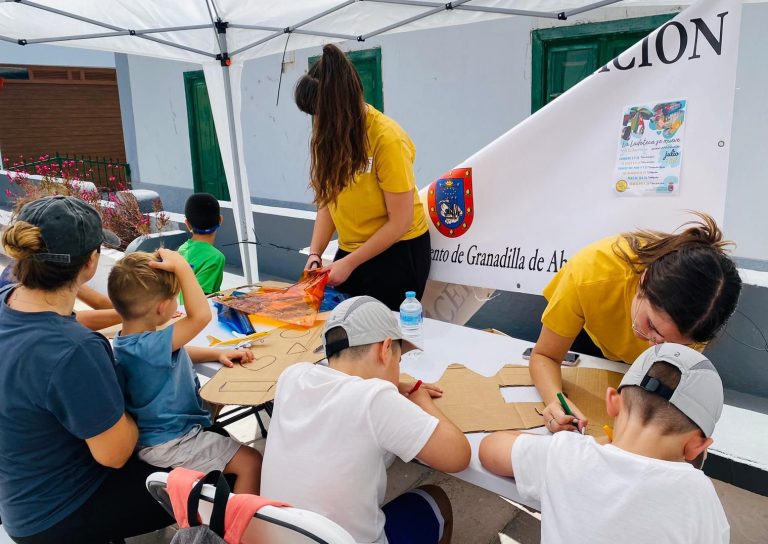 La ludoteca municipal se traslada a diferentes barrios en este mes de julio