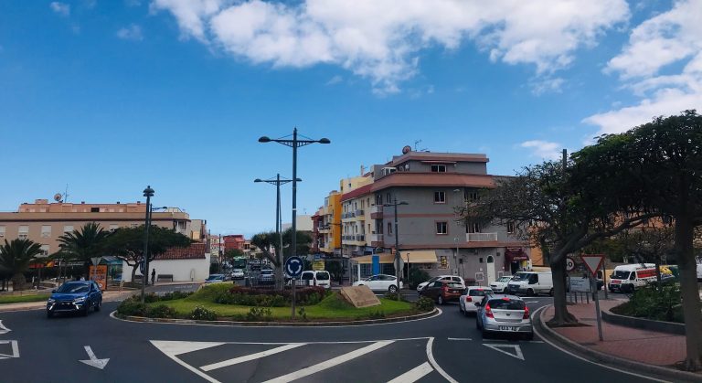 Granadilla de Abona pone en marcha una campaña para promover la decoración navideña de las empresas