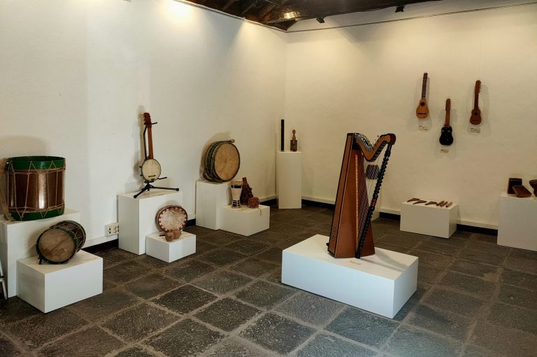 El Museo de Historia de Granadilla de Abona acoge una exposición sobre instrumentos de Iberoamérica