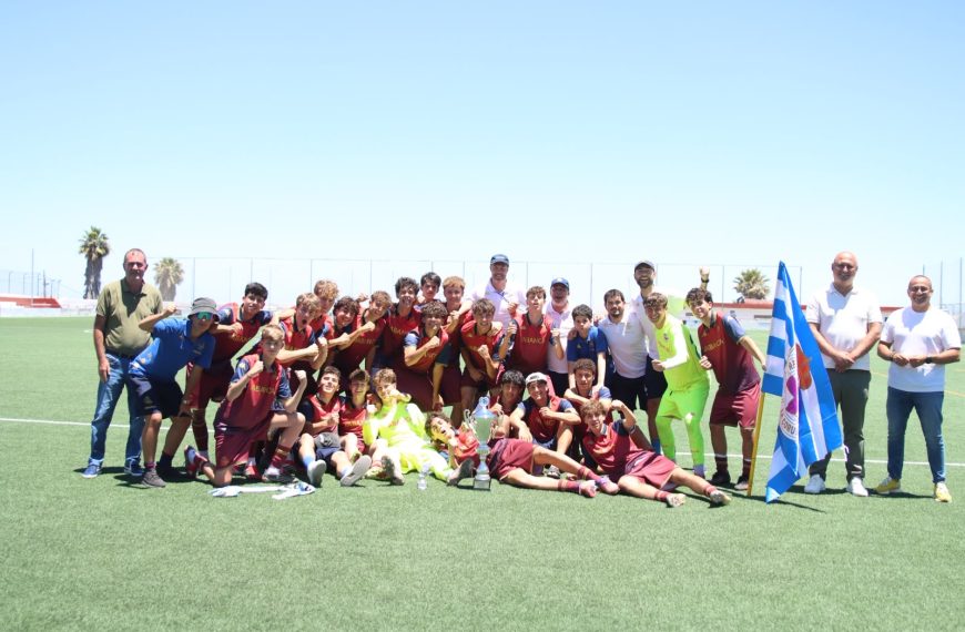 El Deportivo se corona campeón de la I Granadilla Cup tras una final de máxima igualdad