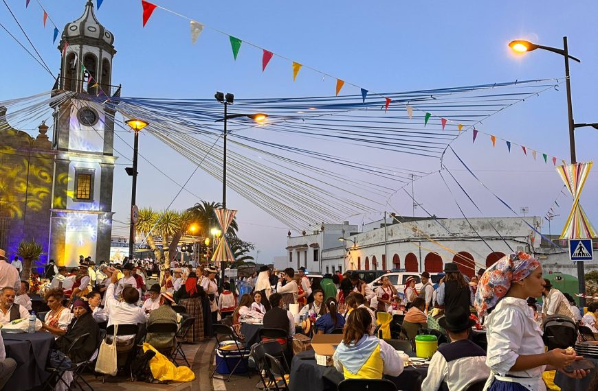 El Baile de Taifas de Granadilla de Abona celebra su XXIV edición con una participación excepcional que confirma el arraigo de las tradiciones canarias