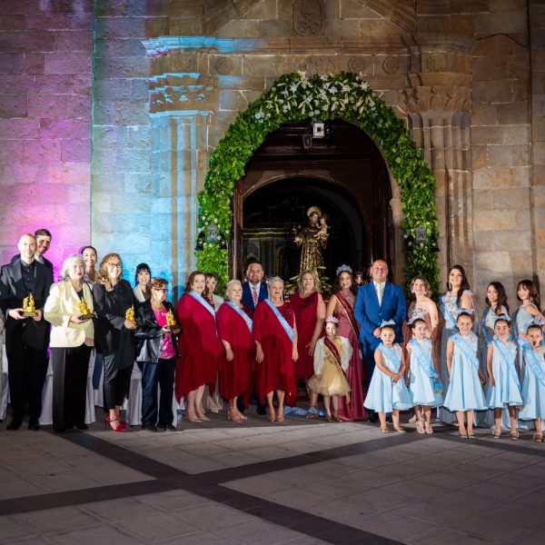 Las Luminarias de San Antonio ‘iluminan’ el inicio de las Fiestas Mayores de Granadilla de Abona