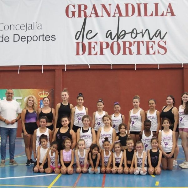 El Campus de Gimnasia Rítmica de Granadilla de Abona reúne este verano a 90 participantes en el pabellón Los Hinojeros