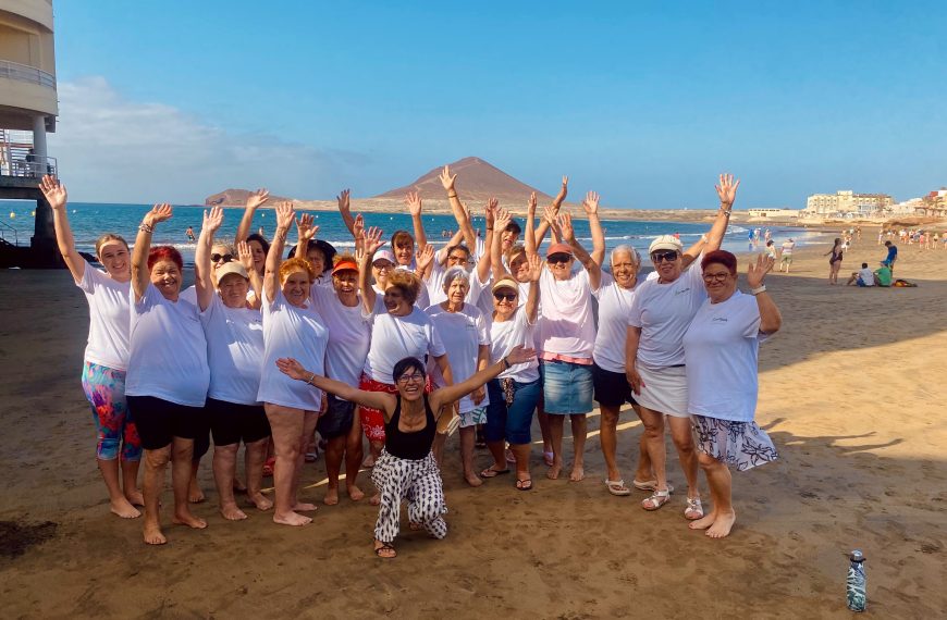 Las personas con cáncer de mama, fibromialgia y cuidadoras mejoran su bienestar con el programa de actividad física en el mar