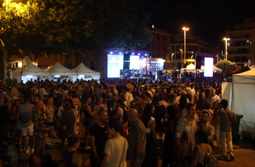 Las mejores ‘Sensaciones de Verano’ vuelven al Médano con música, dulces, tapas y vinos