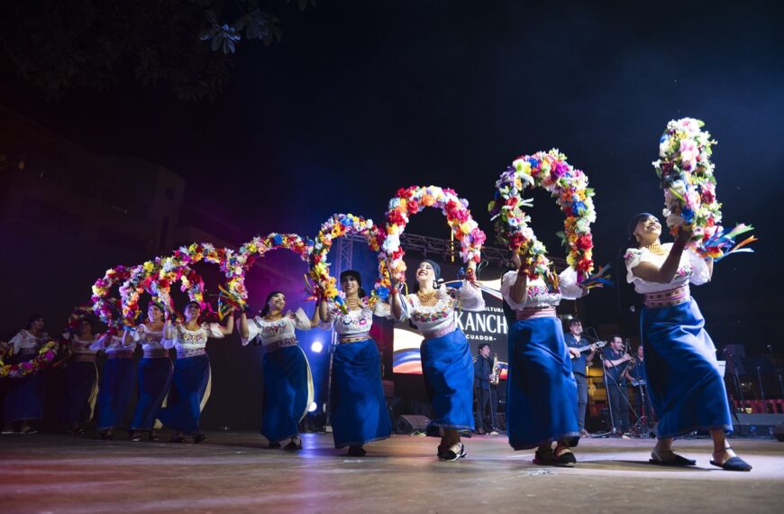 La XXXI Muestra Folclórica de los Pueblos vuelve a ser puente entre culturas de todo el mundo