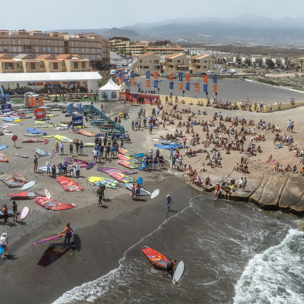 El Wind&Waves Festival cierra una edición histórica con el mejor windsurf internacional y El Médano como gran protagonista