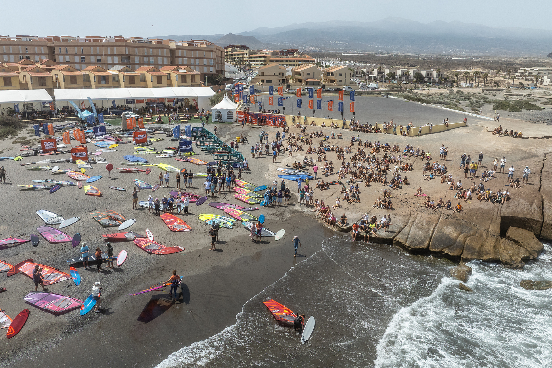 El Wind&Waves Festival cierra una edición histórica con el mejor windsurf internacional y El Médano como gran protagonista